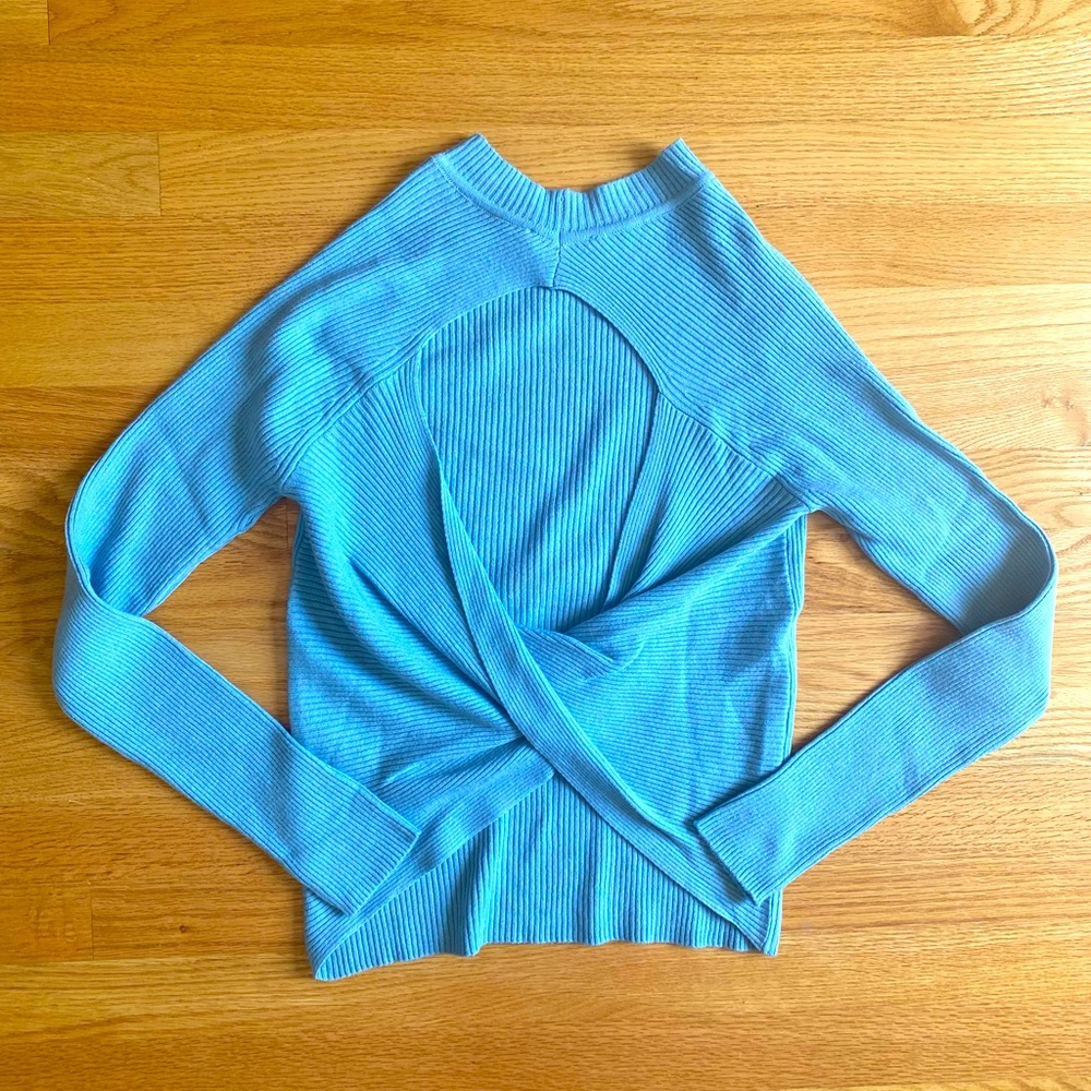 NWOT Blue Twist Back Sweater